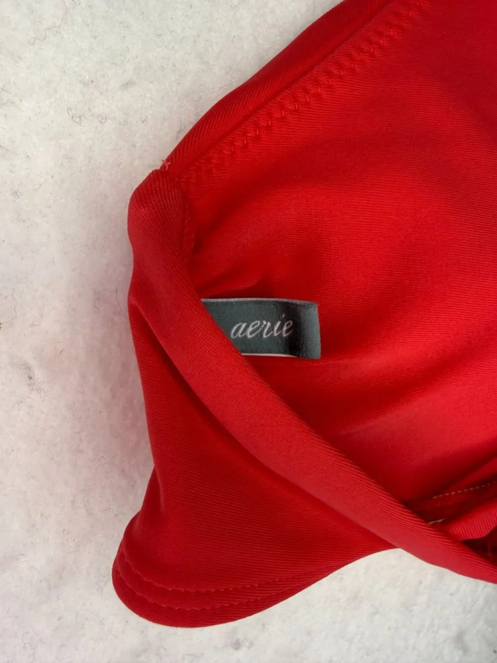 Aerie Women’s Scoop Encolure Degagee Bikini Top Small Red swim suit